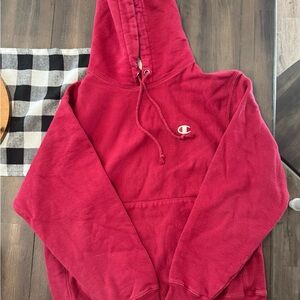 Champion Crimson Pullover Hoodie - Medium